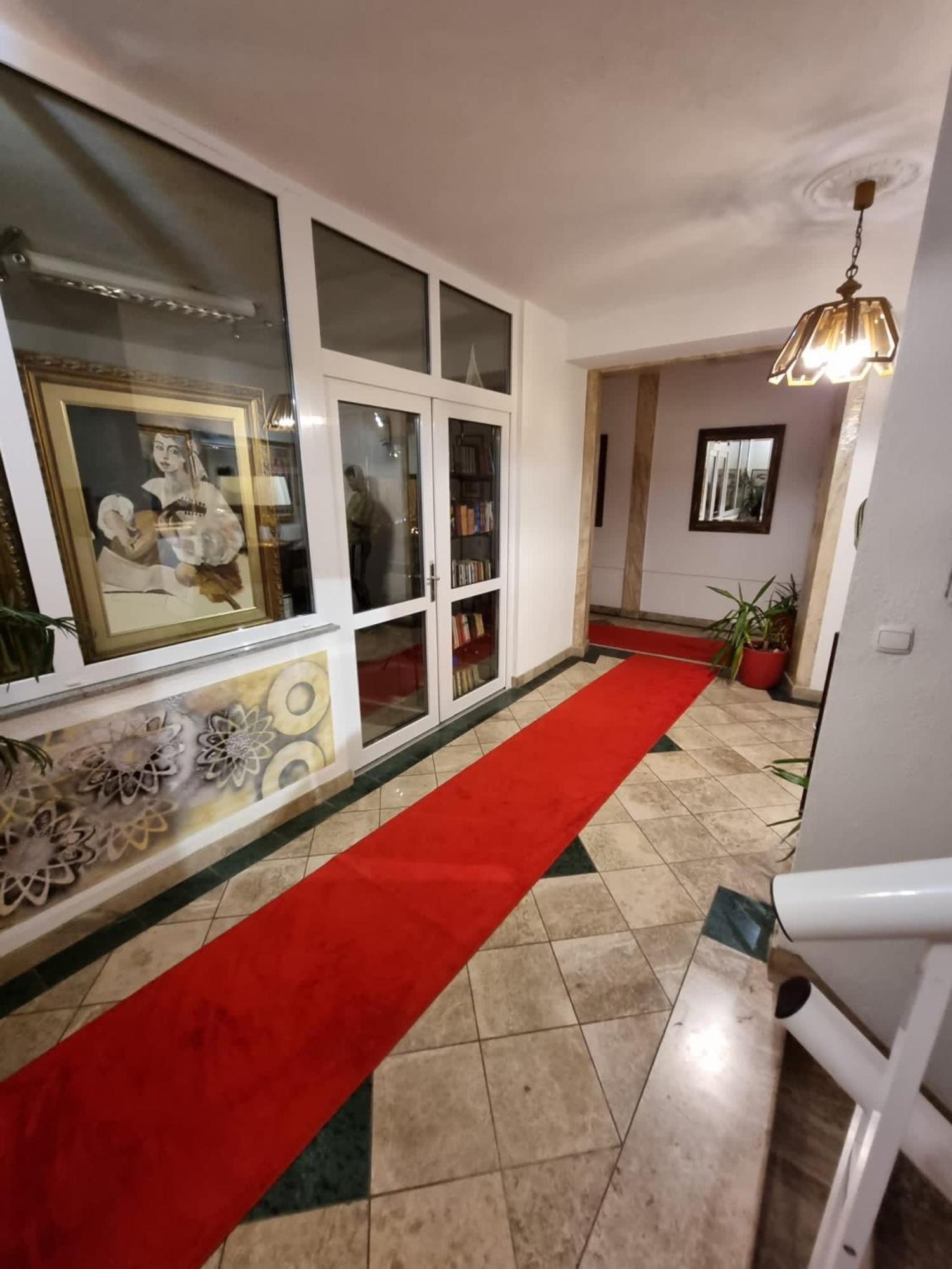Apartmani Li ลิฟโน ภายนอก รูปภาพ